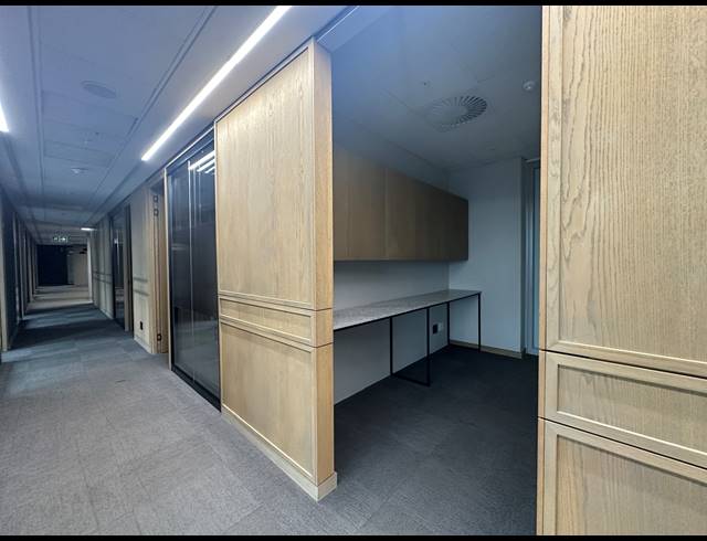 552M² OFFICE TO LET IN SANDTON CENTRAL